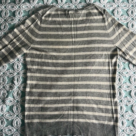 Gap striped bow tie sweater - Picture 3 of 5